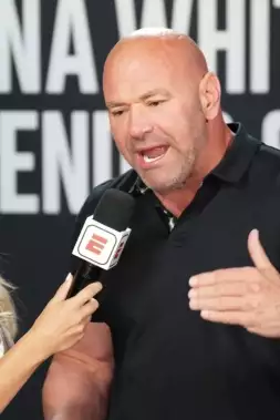 Nový Jon Jones? Šéf UFC Dan White opět rozdával smlouvy