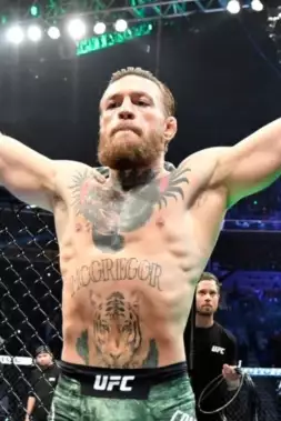 Největší comeback v historii? UFC 329 láme všechny rekordy