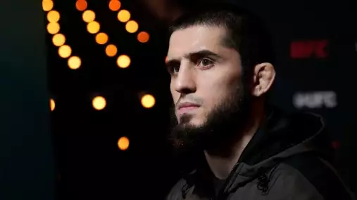 Vyhrával, ale nestačilo to! Makhachev vysvětlil, proč UFC odstřihlo neporaženého zápasníka