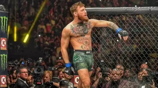 Trénink, zdravá strava a kostel! Tohle není McGregor, kterého jsme znali