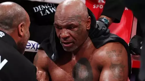 Mike Tyson vysvětluje, proč souboj s Jakem Paulem vlastně vyhrál