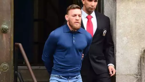 Snoubenka má asi radost! McGregor se přiznal k nevěře se ženou, která mluví o znásiln*ní