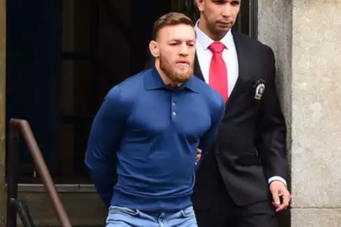 Snoubenka má asi radost! McGregor se přiznal k nevěře se ženou, která mluví o znásiln*ní