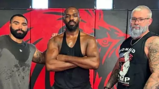 VIDEO: Parťák Jona Jonese zničil dalšího soupeře a řekl si o UFC!