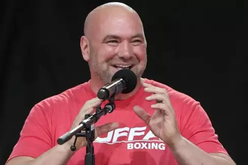 Bilance 29-0! Dana White hlásí podpis neporaženého šampiona