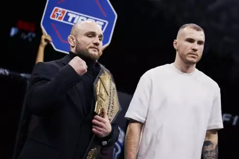 Neporažený Slovák se dnes pokusil zabojovat o titul střední RFA!