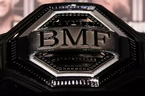 UFC překvapilo fanoušky! Přestup do nové váhy a okamžitě boj o pás
