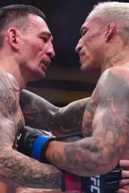 O tomhle není titul BMF! Zápasníci reagují na odvetu Oliveira vs Holloway