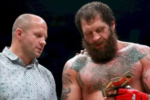 Nohy mu vypověděly službu! Emelianenko má vážné zdravotní problémy