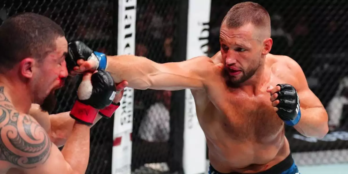 Kdo ovládl hlavní tahák galavečeru UFC v Abú Dhabí mezi Whittakerem a de Ridderem?