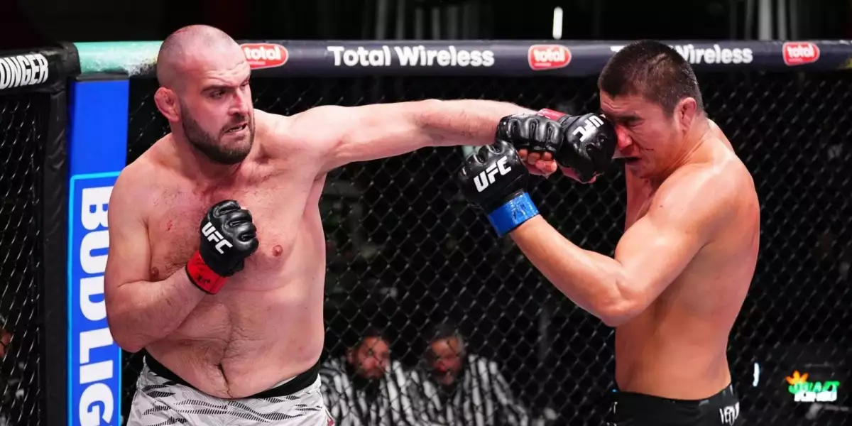 Slovenský těžkotonážník Martin Buday si před dalším zápasem v UFC polepšil