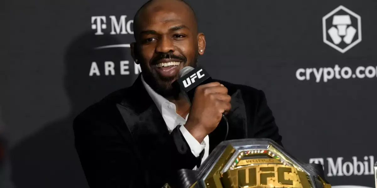 Jon Jones odhalil, jaký mega balík mu UFC nabízelo za Aspinalla