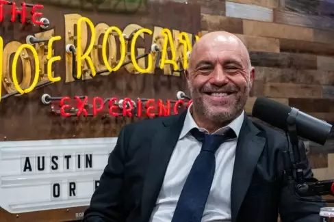 Joe Rogan nadšeně reaguje na novou miliardovou smlouvu UFC