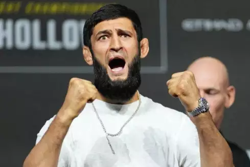 Kdo bude dalším soupeřem šampiona Chimaeva? Trénér přiblížil aktuální situaci!