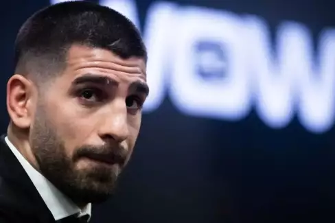 Šampion Topuria musí před obhajobou řešit osobní problémy?