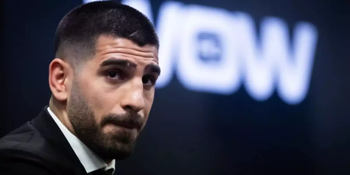 Šampion Topuria musí před obhajobou řešit osobní problémy?