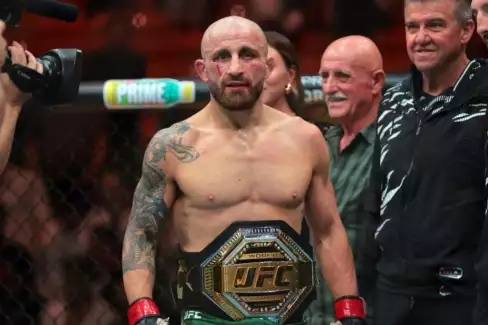 Alexander Volkanovski na turnaji UFC 314 prolomil hned dvě prokletí