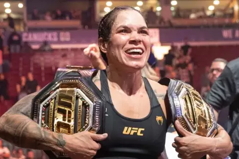 Nejlepší bojovnice historie Amanda Nunes je oficiálně zpátky v UFC