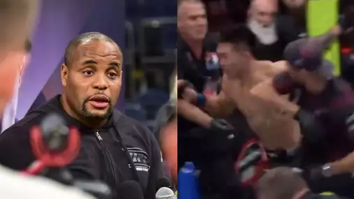 Konspirační teorie? Cormier se zastal svých dagestánských kamarádů