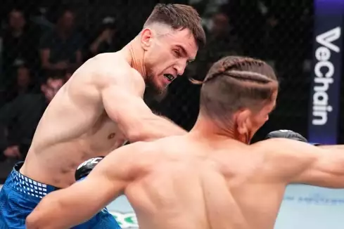 Prosím, odejdi do důchodu! Fanoušci chtějí, aby veterán pověsil rukavice na hřebík