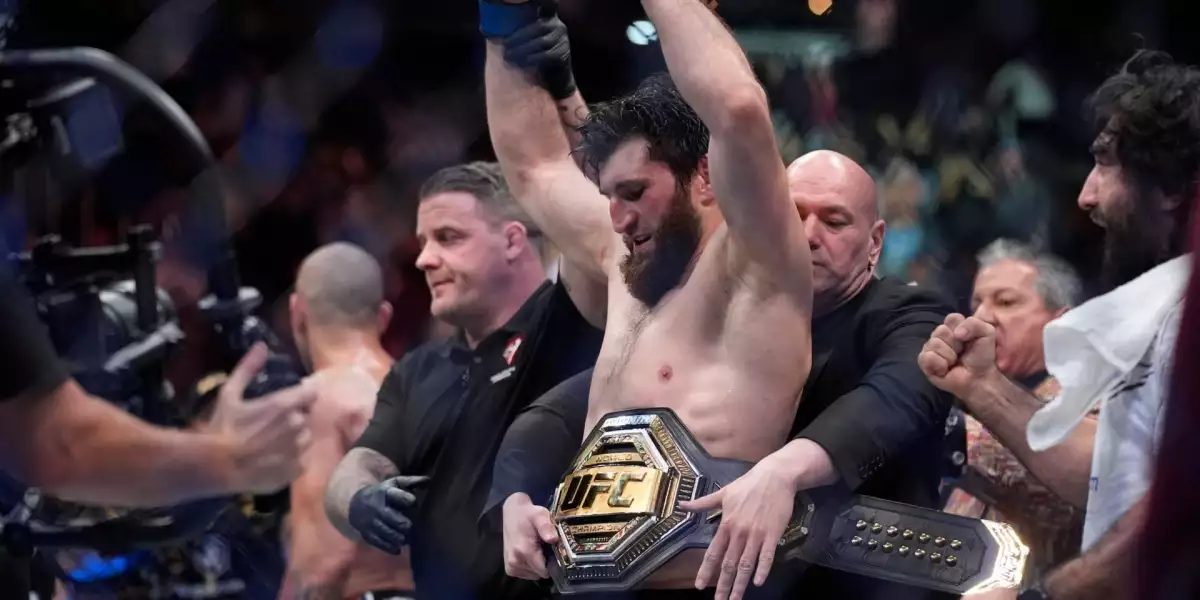 Dana nebude spokojený! UFC elita reaguje na nového šampiona polo-těžké váhy