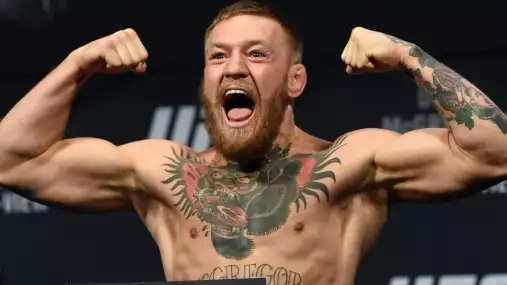 Conor McGregor vyzval neporaženou legendu na souboj v Bílém domě