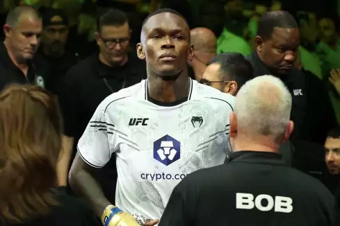 Nový Adesanya? Po odchodu ze slavného gymu přišel zásadní krok