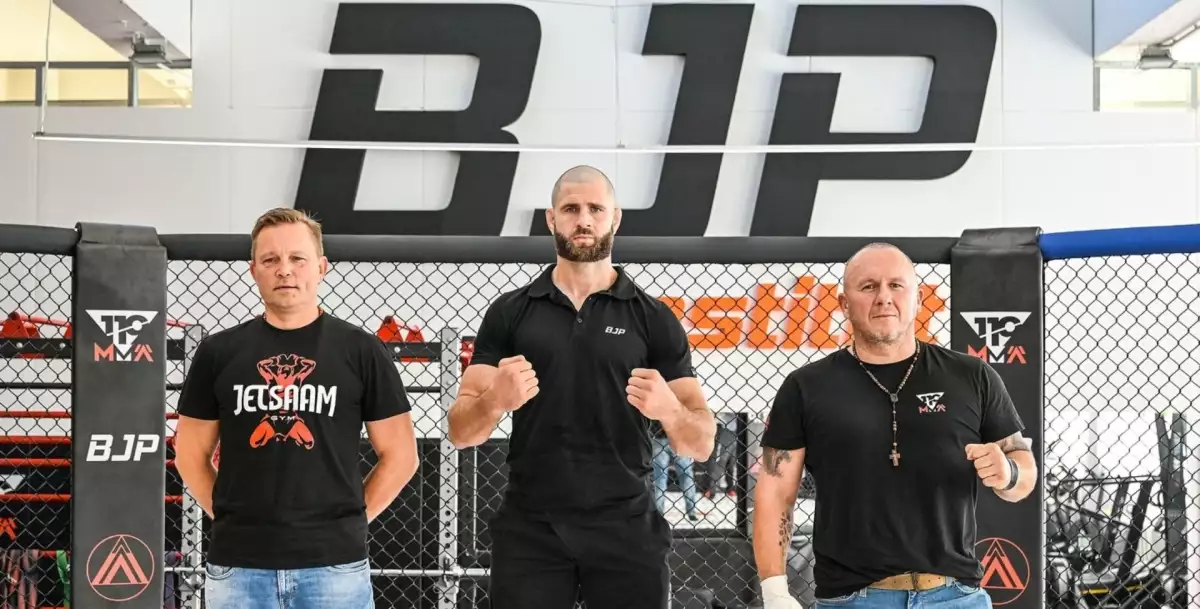 Budoucnost českého MMA? Jiří Procházka otevřel svůj nový chrám