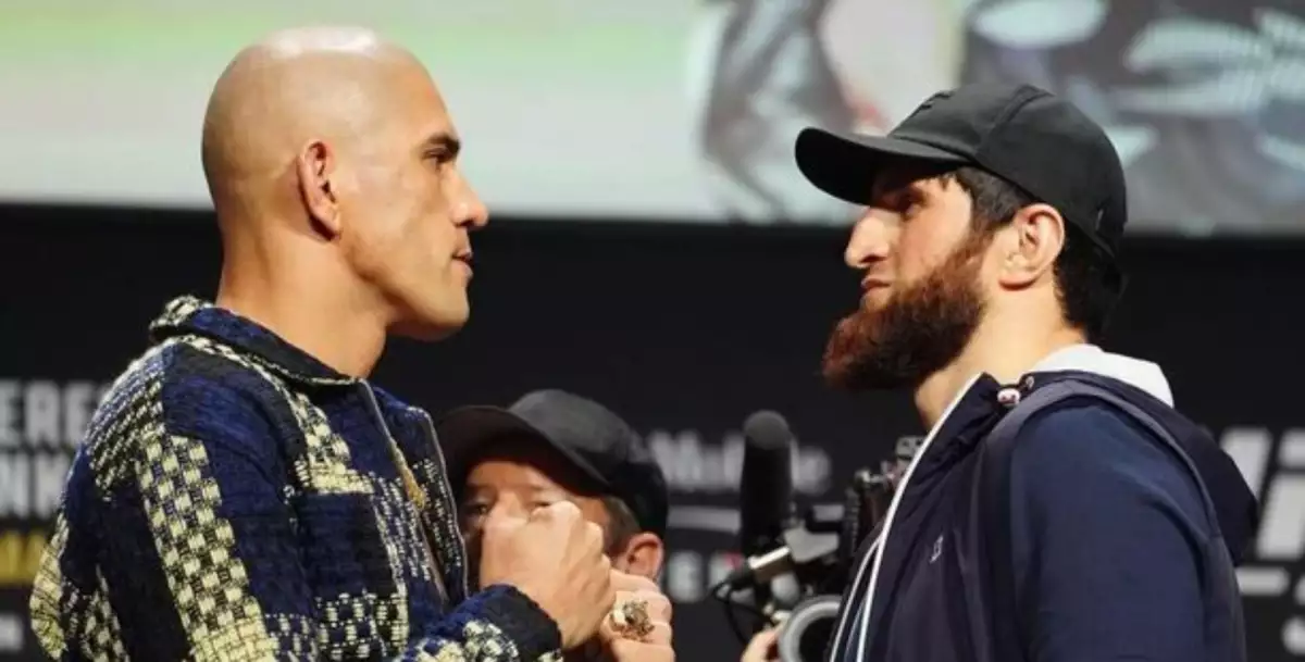 Alex Pereira má pro rivala Magomeda Ankalaeva špatnou zprávu