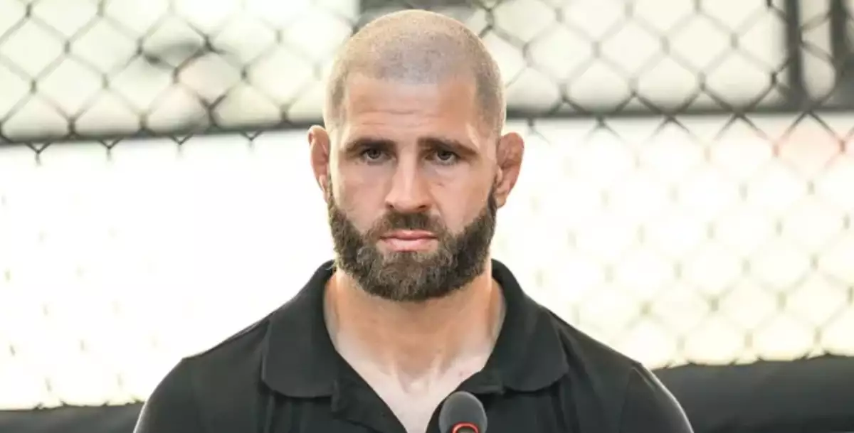 Anténa nebude! Procházka vysvětluje, proč jde do boje s holou hlavou